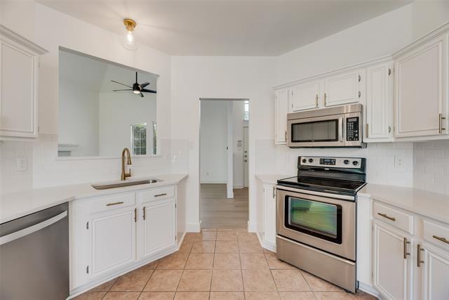 Building Photo - 7208 Lavenham Dr