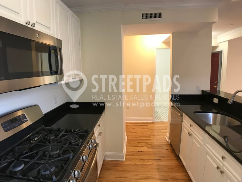 Building Photo - 55 Langdon St