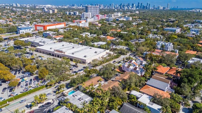 Building Photo - 3130 Bird Ave