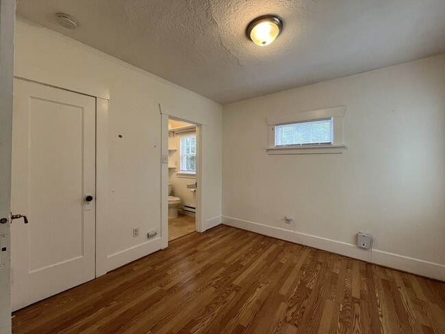 Building Photo - Bright and Open Home with Flexible Living Spaces and an Expansive Backyard