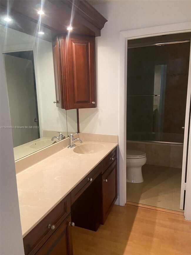 Building Photo - 21160 Mainsail Cir