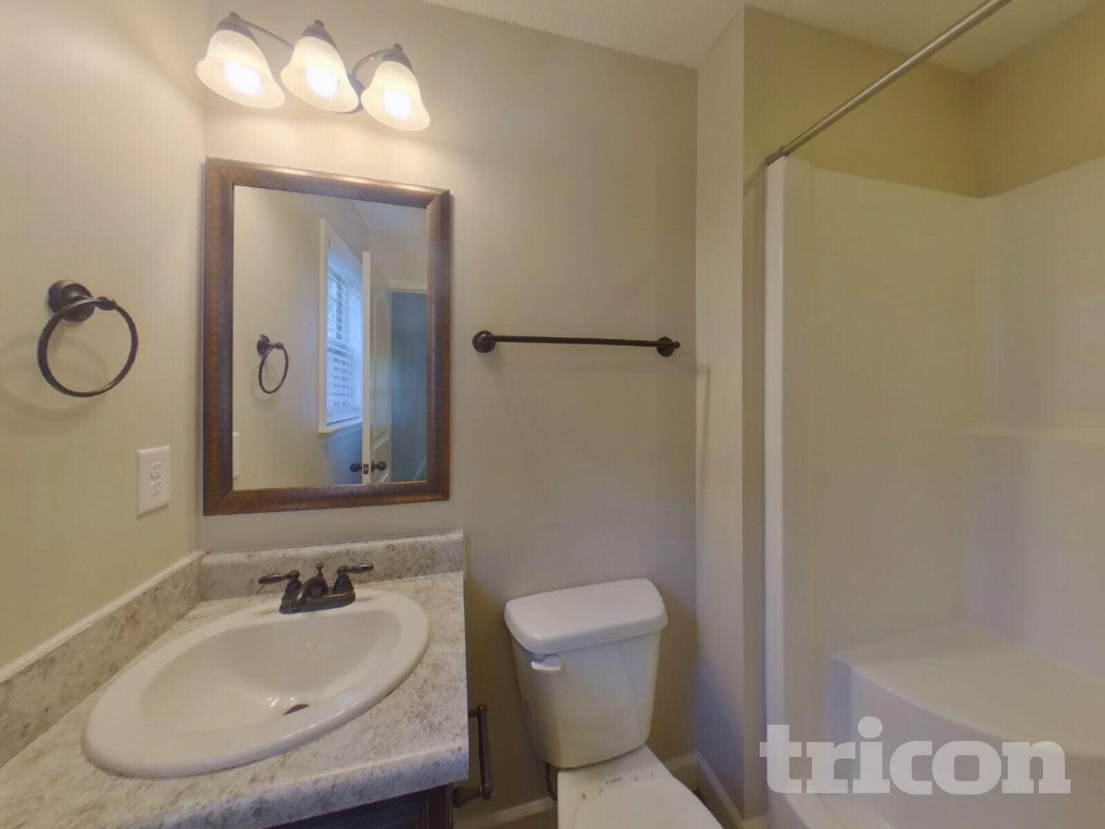 Building Photo - 456 Blairwood Ct