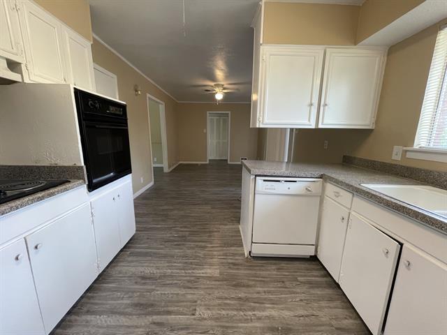 Building Photo - 2310 Gilbert Cir