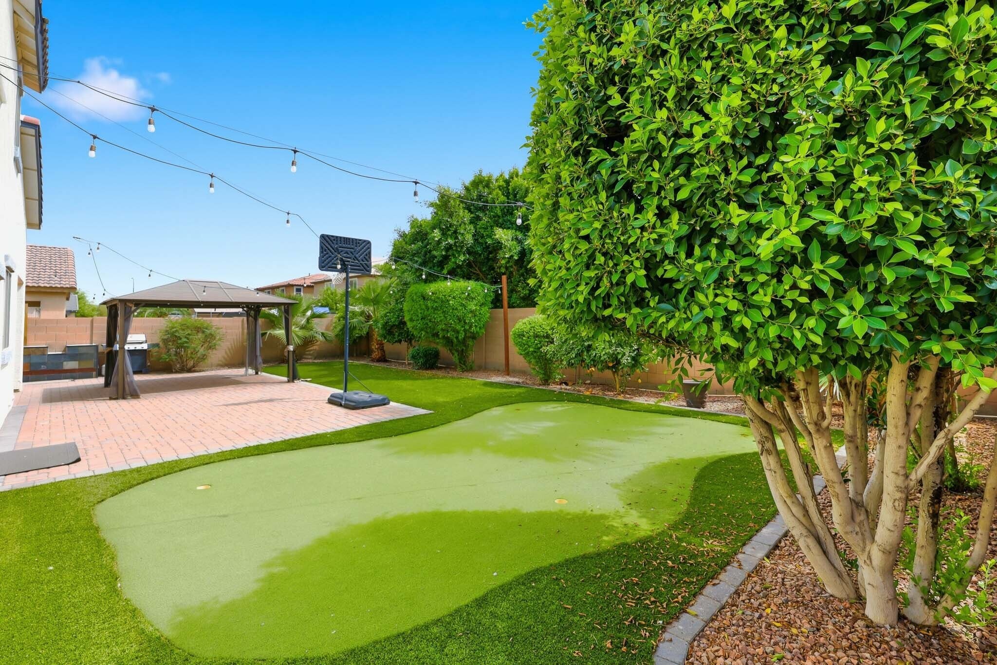 Building Photo - 12175 W Chase Ln