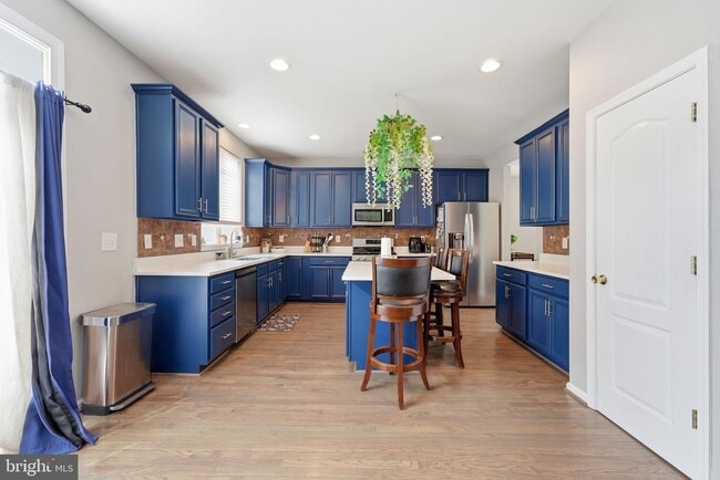 Building Photo - 1 Rivers Edge Terrace