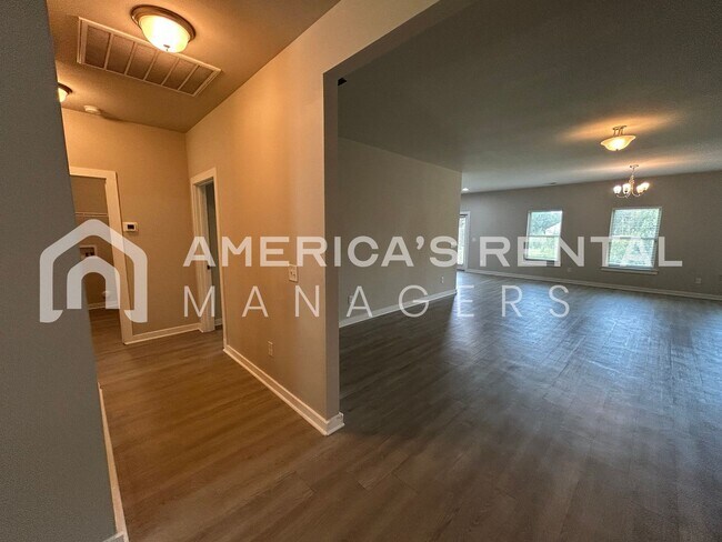 Building Photo - Home for Rent in Jasper, AL!
