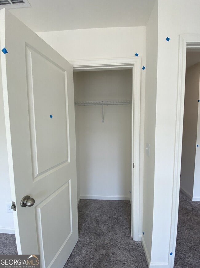 Building Photo - 173 Swindon Dr