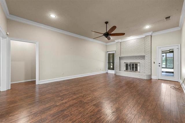 Building Photo - 2204 Sapphire Dr