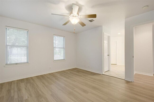 Building Photo - 2933 E Martin Luther King Jr Blvd