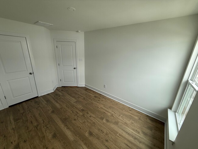 Building Photo - 15354 Oasis Sun Aly