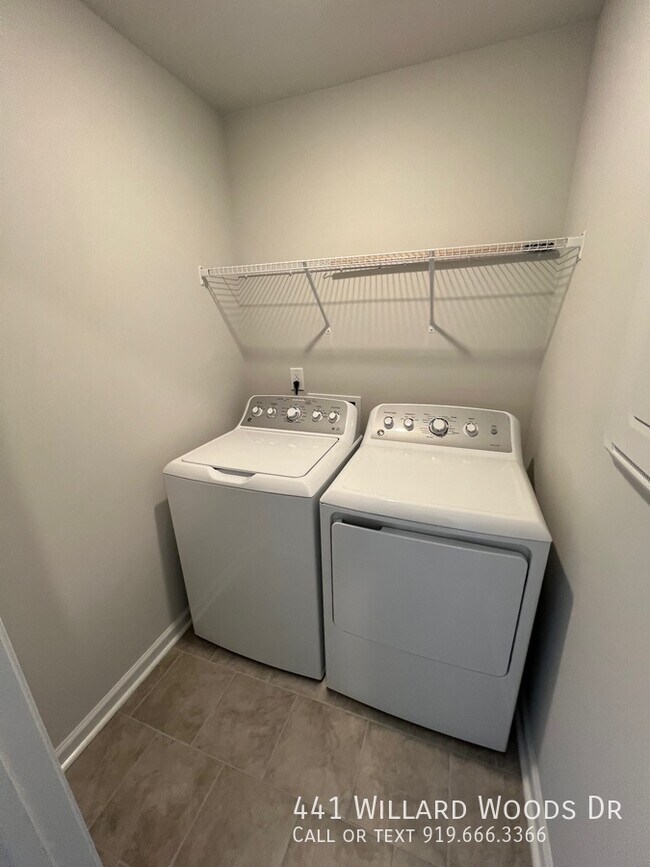 Building Photo - 441 Willard Wds Dr