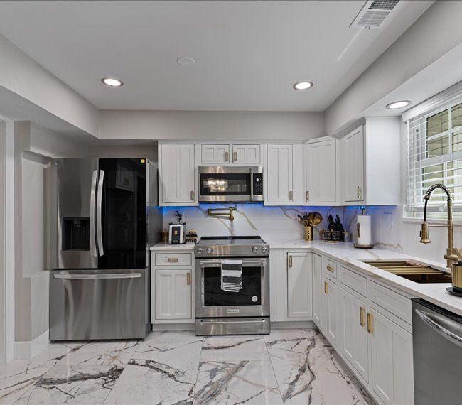 Building Photo - 2879 Madeira Ct