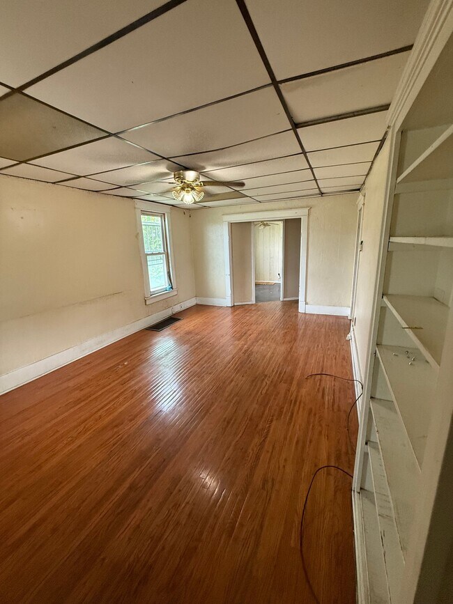 Building Photo - 838 N 23rd St