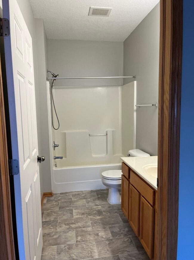 Building Photo - 1835 SW White Birch Cir