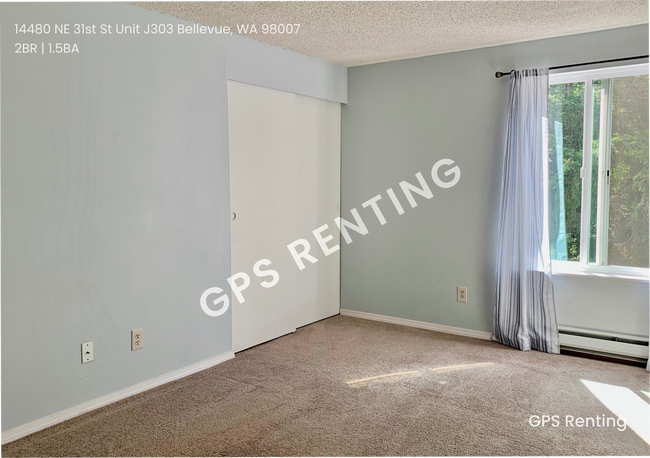 Building Photo - Just Steps from Microsoft – Spacious 2 Bed...