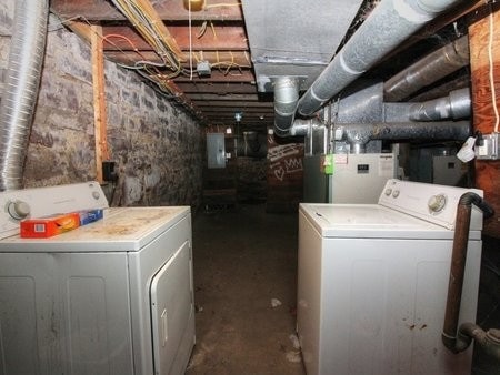 Building Photo - 372 North St