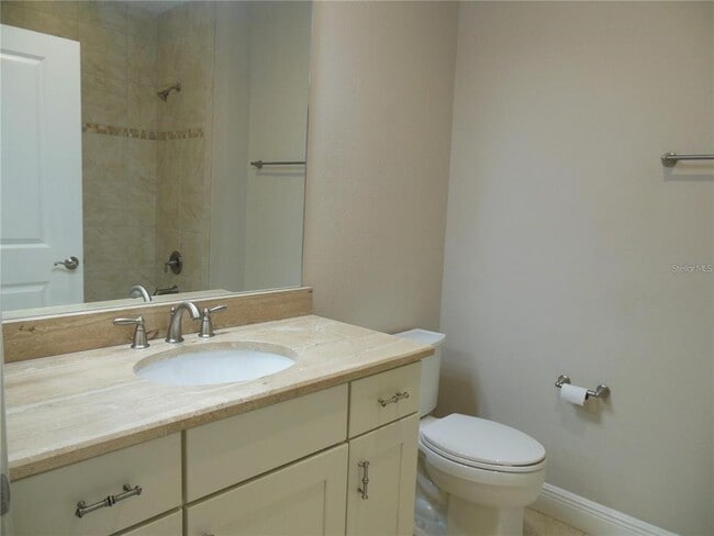 Building Photo - 1266 Riverscape St