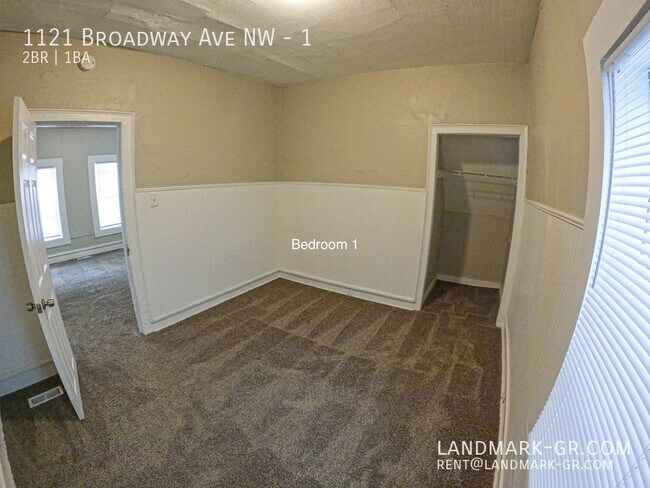 Building Photo - 1121 Broadway Ave NW