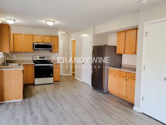 Building Photo - 1135 Valley Forge Dr