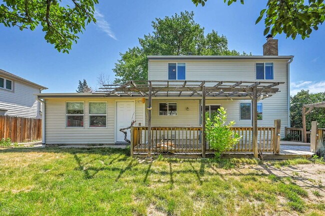 Building Photo - $2,895 - 3 Bed, 2.5 Bath Home with Central...