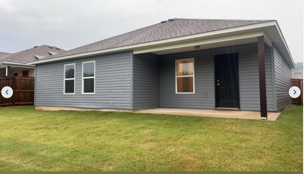 Building Photo - 1191 S Jaybird Ln