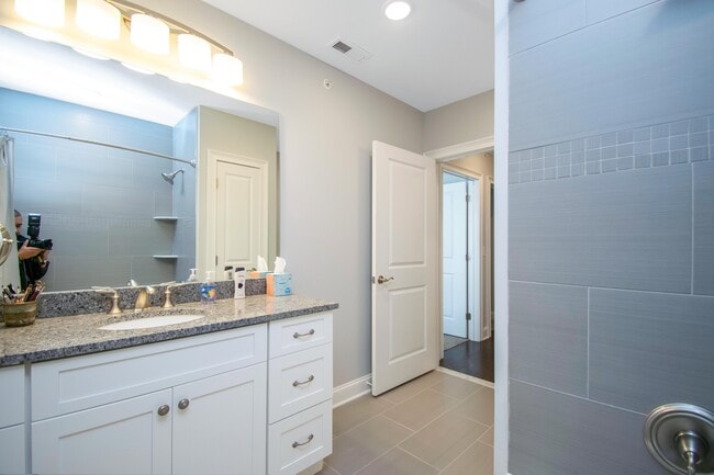 Building Photo - 3 Arlington Rd