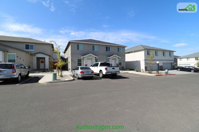 Primary Photo - 844 Mission De Oro Dr