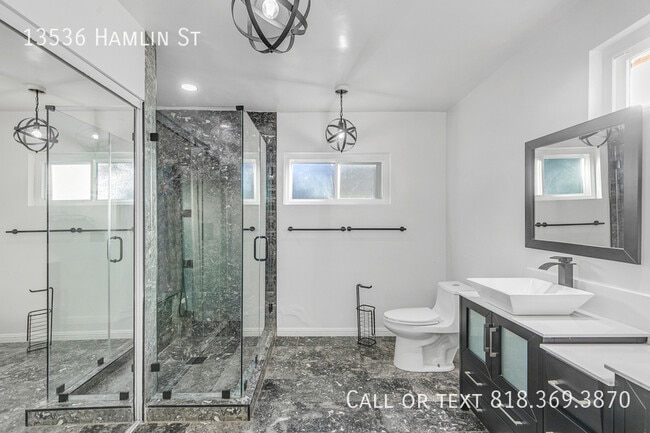 Building Photo - 13536 Hamlin St