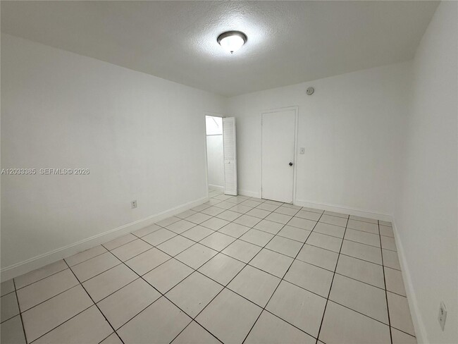 Building Photo - 6885 Byron Ave