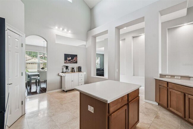 Building Photo - 16106 Rambling Rd