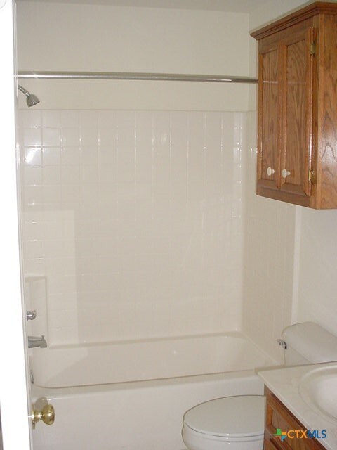 Building Photo - 104 Jocelyn Cir