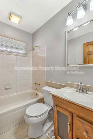 Building Photo - 10527 Prestwick Dr