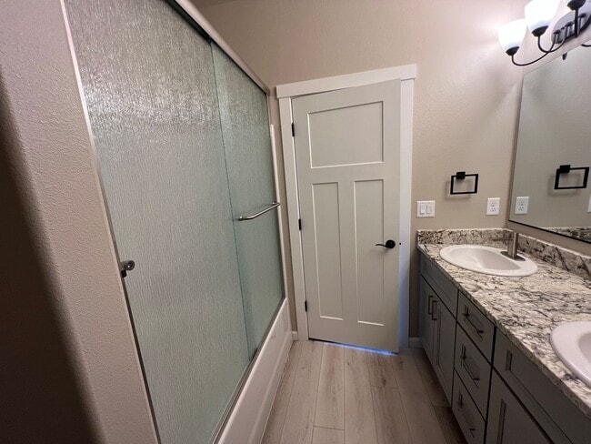 Building Photo - 2BED 2.5 BATH-NEWLY BUILT TOWNHOME IN A QUIET NEIGHBORHOOD