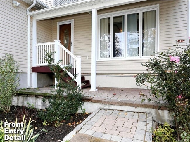 Building Photo - 239 Westside Ave