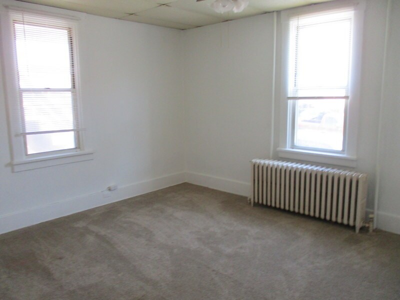 Building Photo - 799 Kerr St