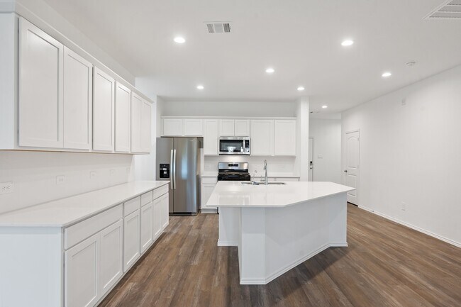 Building Photo - 3085 Emerald Ocean Dr