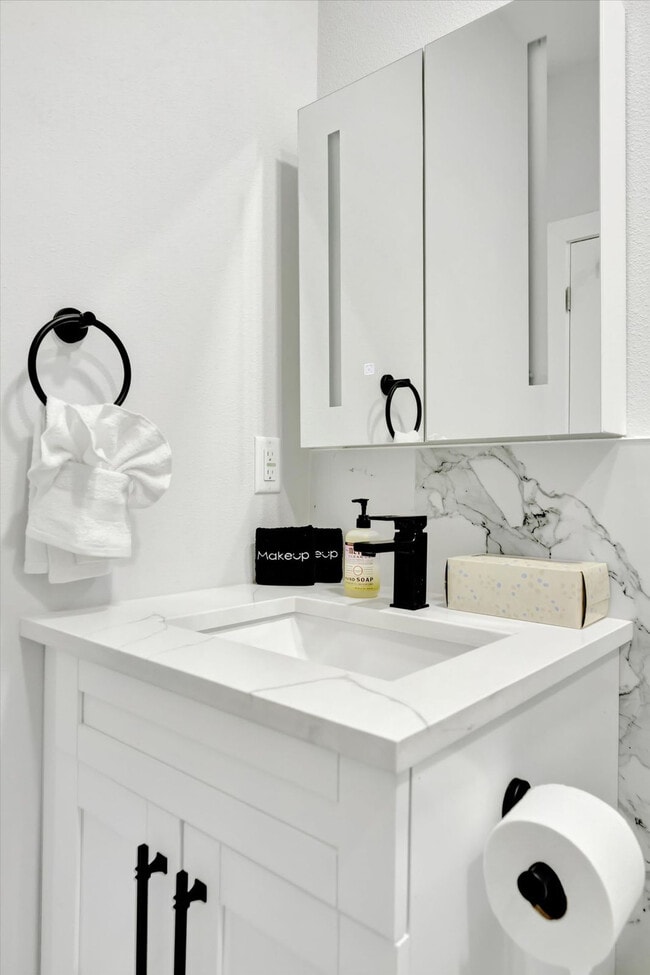 Building Photo - 4120 W North A St