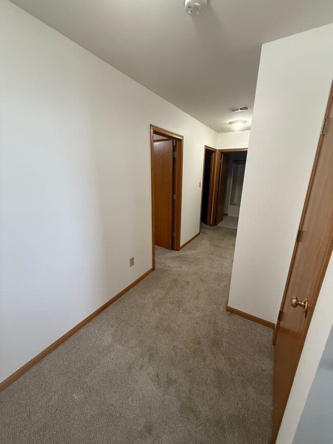 Building Photo - Summeridge Apartments