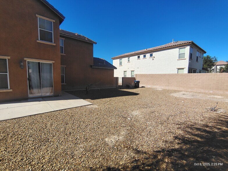 Building Photo - 5820 Addy Ln