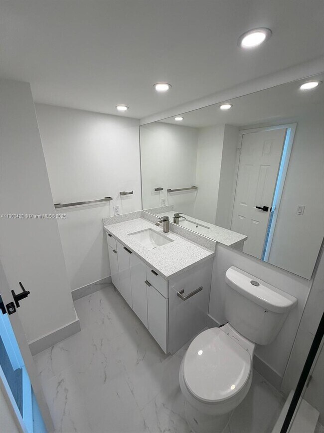 Building Photo - 801 Three Islands Boulevard