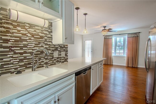 Building Photo - 3035 Claybourne Ln