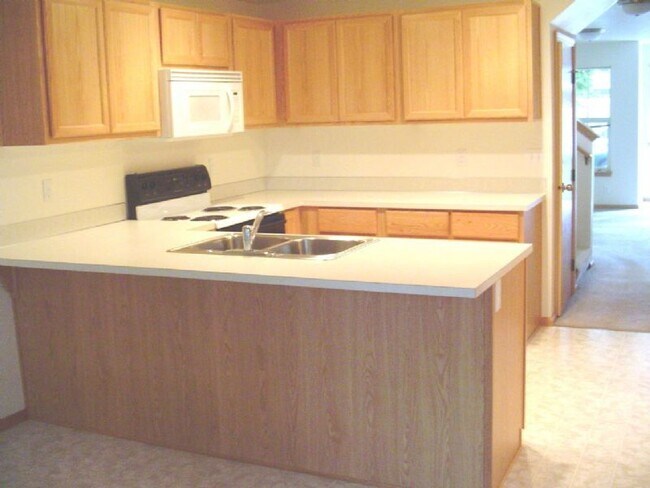 Building Photo - Newer 3 bedroom in Santa Clara