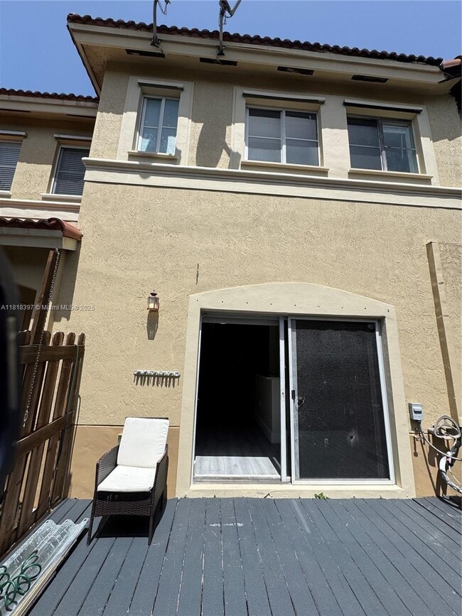 Building Photo - 8246 NW 108th Ave
