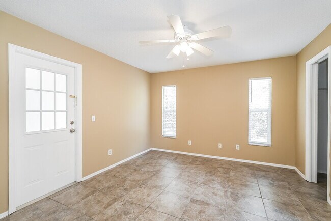 Building Photo - 6311 7th St Ct E