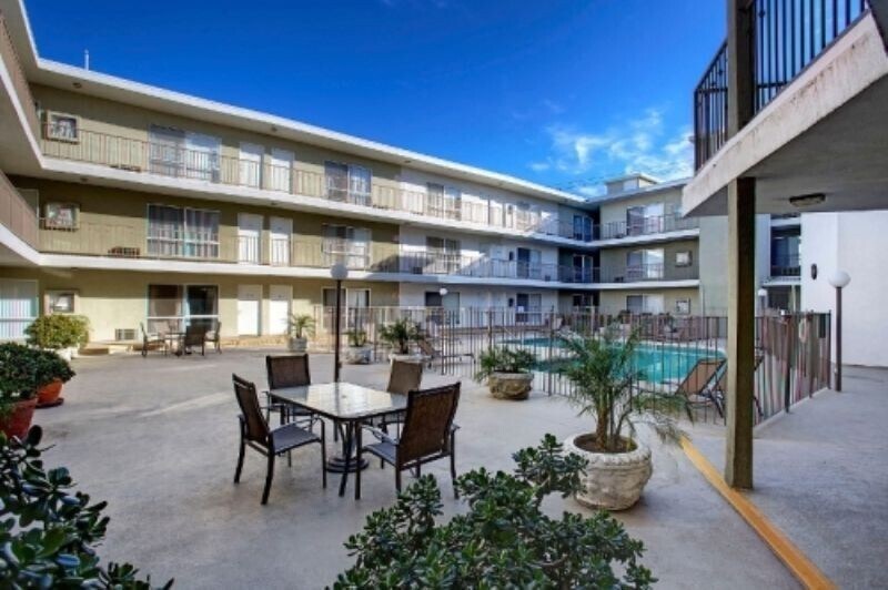 Building Photo - 5307 Sepulveda Blvd