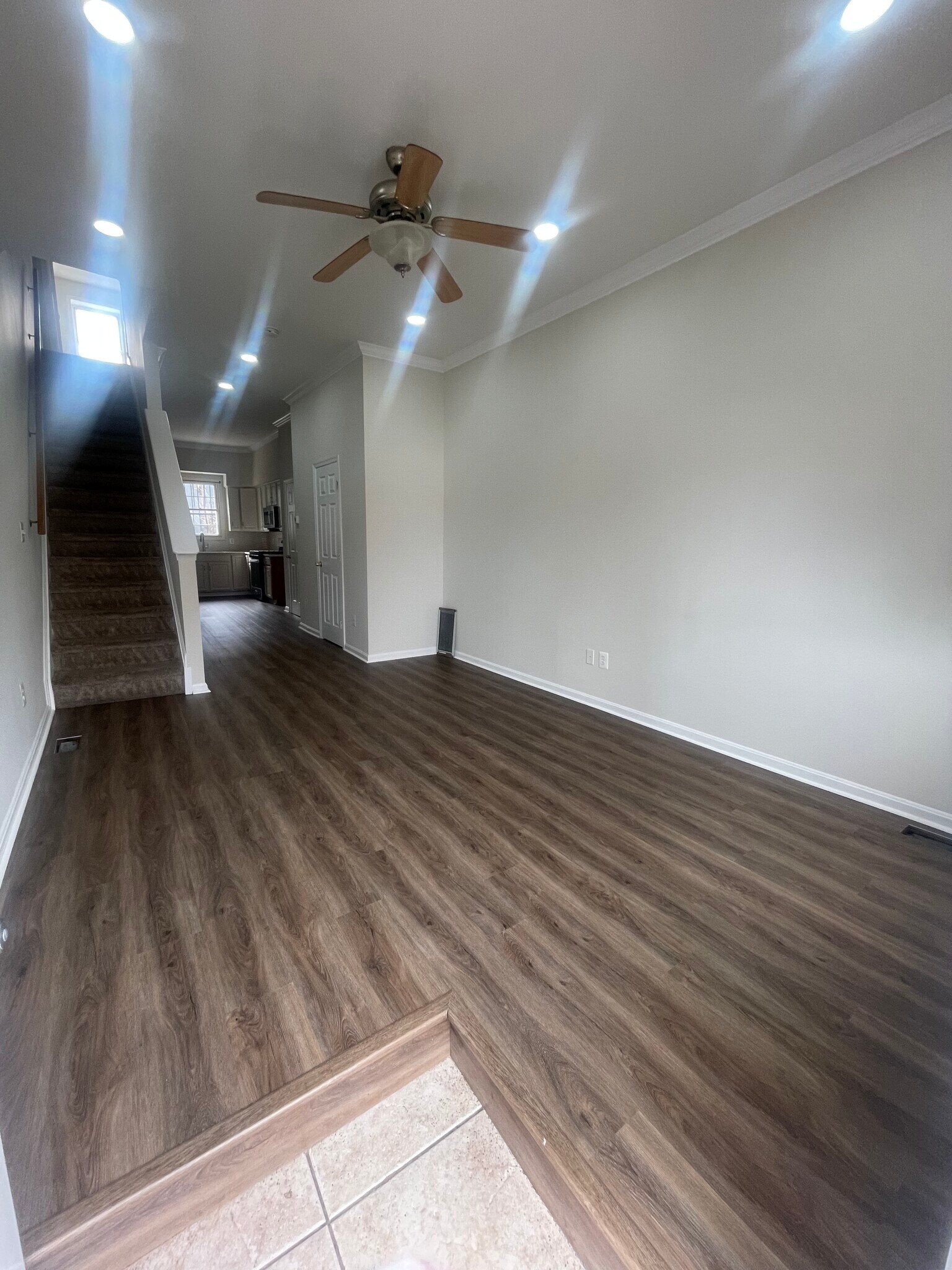 Living Room - 112 S Haven St