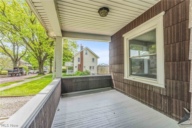 Building Photo - 508 Hammel St