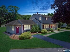 Building Photo - 326 Ramapo Valley Rd