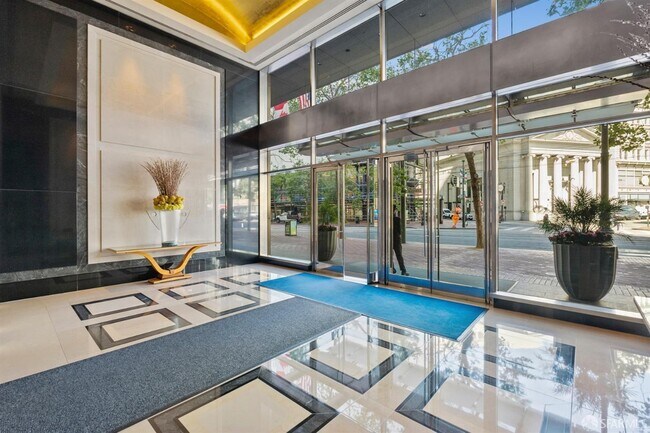 Building Photo - 765 Market St