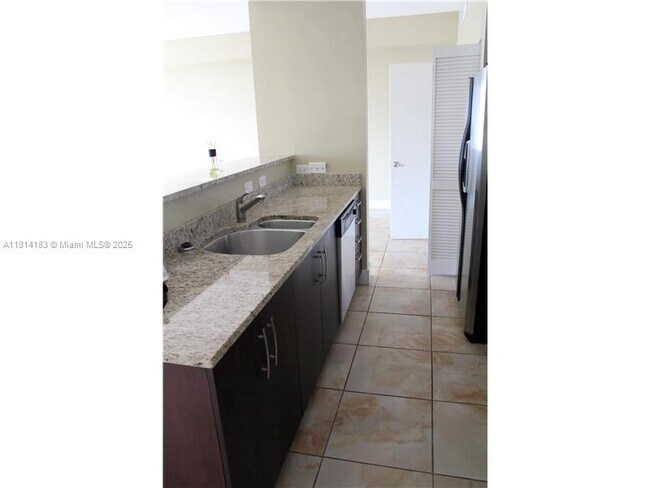 Building Photo - 2694 Inagua Ave
